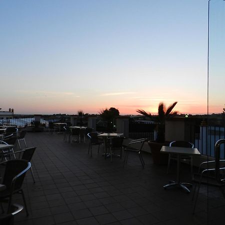 Hotel Balneario De Chiclana Chiclana de la Frontera Buitenkant foto